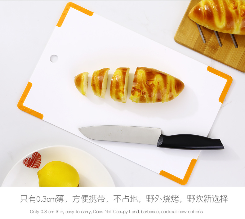 Simple anti-slip cutting board, plastic household cutting board, baby food cutting board, fruit cutting board with scale gauge, hanging board pic 2