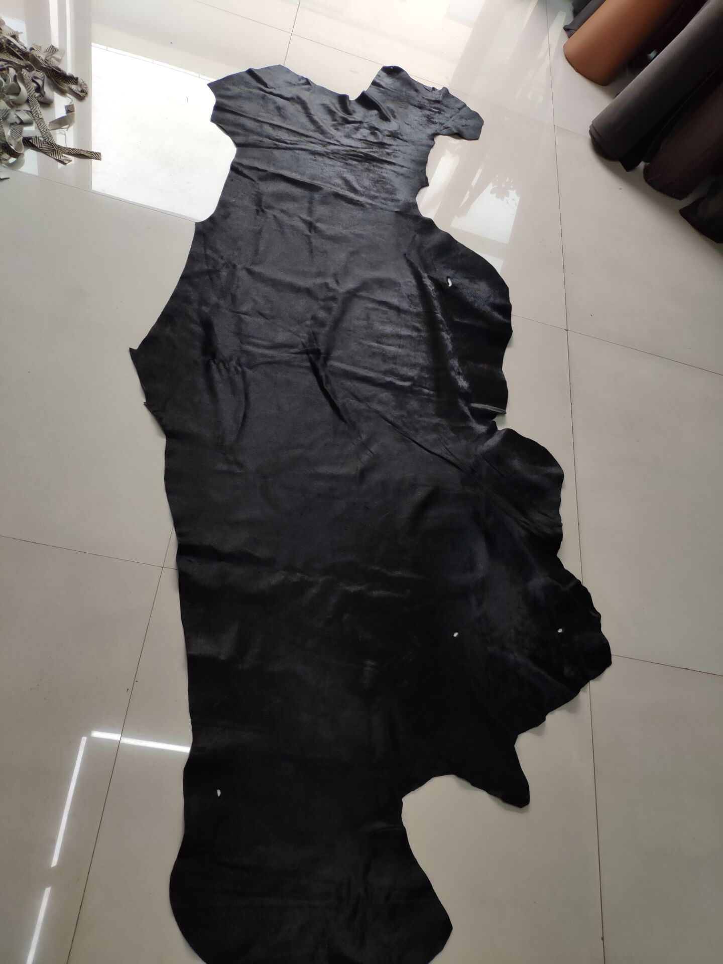 Black horsehair in stock pic 1