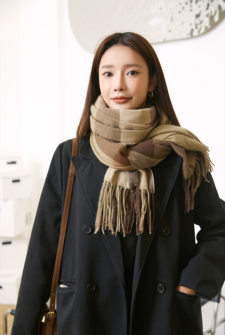 2022 New checkered scarf for women, a sweet and versatile Japanese and Korean style warm scarf, a fashionable shawl, and a faux cashmere scarf for women pic 15