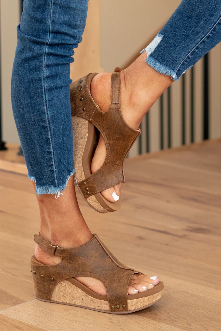 2024夏季新款外贸大码女士厚底坡跟凉鞋后跟魔术贴舒适轻便详情12