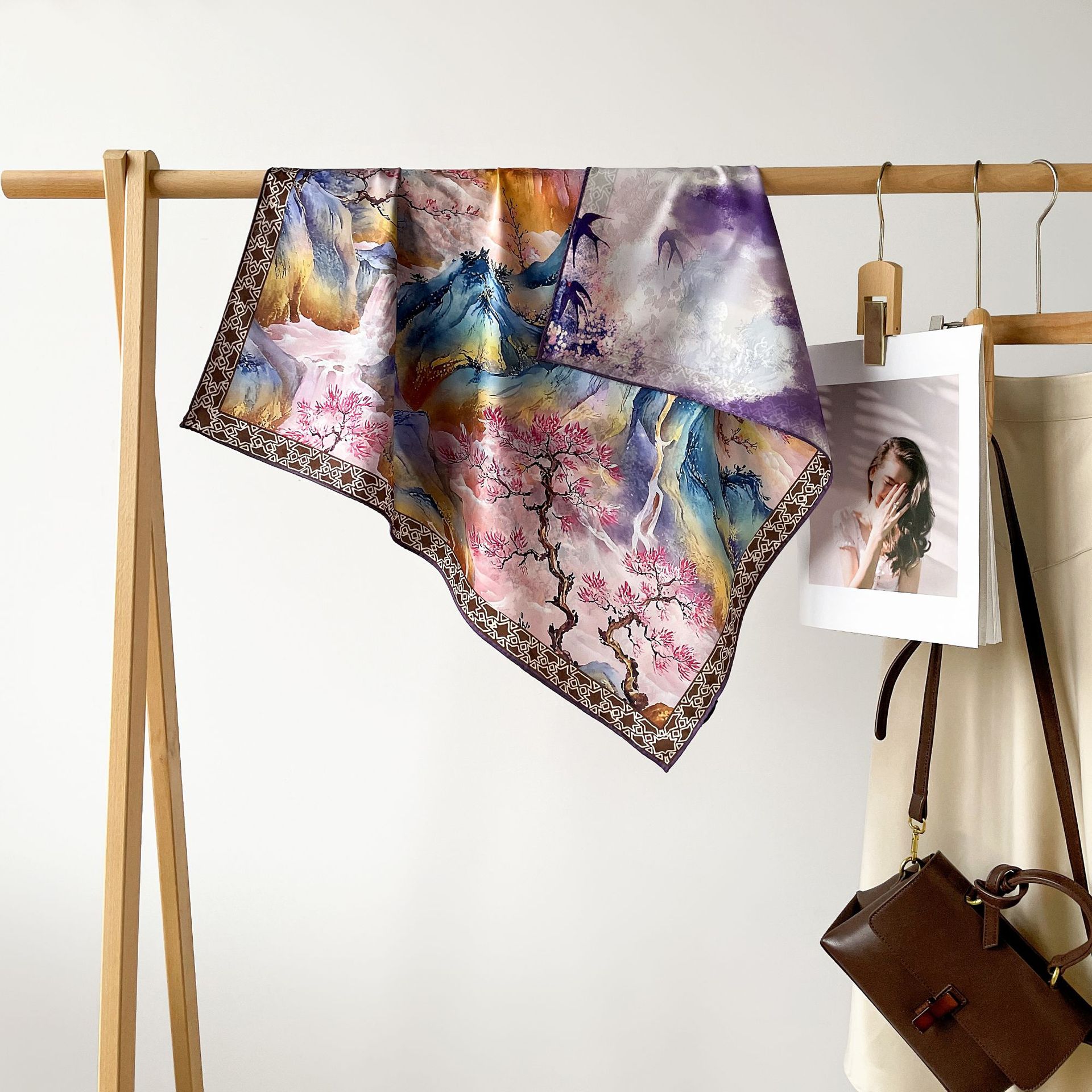 国潮中式山水丝巾方巾高级感高档香云纱装饰围脖夏季防晒披肩现货批发详情26