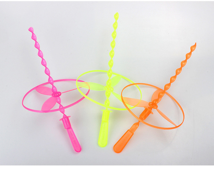 手推飞碟飞天仙子塑料儿童户外飞盘手搓竹蜻蜓地摊热卖小玩具批发详情10