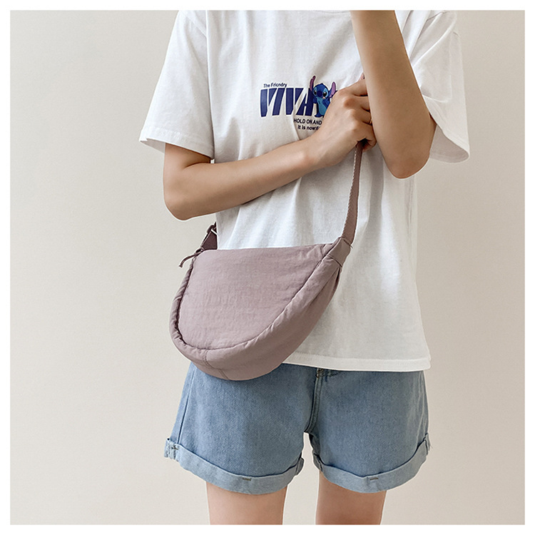 斜挎包女新款单肩包学生女包休闲包运动小包夏季帆布包日系饺子包详情26