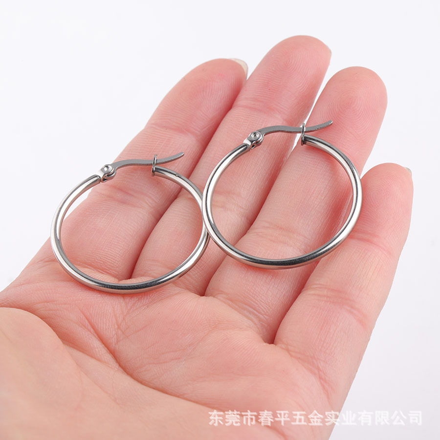 跨境不锈钢经典耳环欧美时尚夸张大耳环钛钢圆形圆圈耳扣线圈耳环详情9