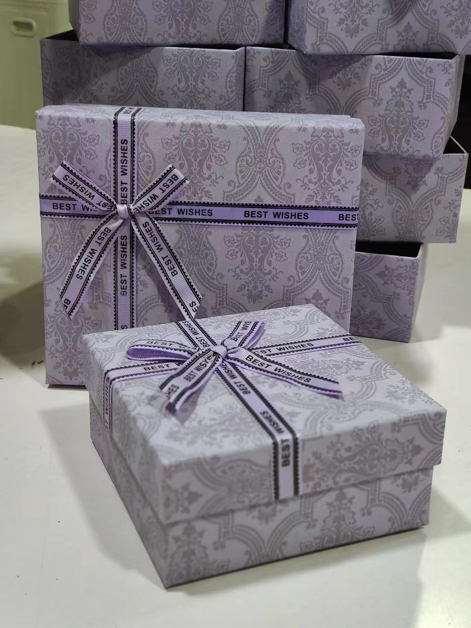 高端轻奢粉红礼物盒女神节伴手礼盒情人节礼品盒神秘紫色口红礼盒详情14