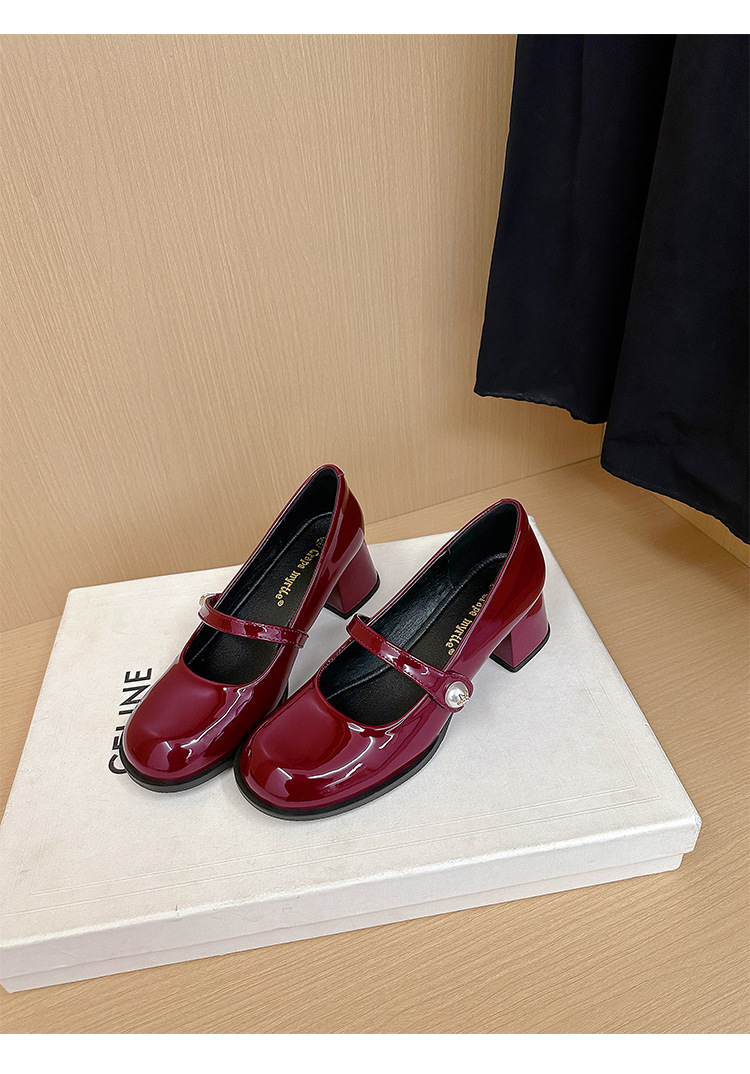 苏茵茵人间芭比韩国圆头珍珠红色粗跟单鞋玛丽珍鞋女小皮鞋详情16