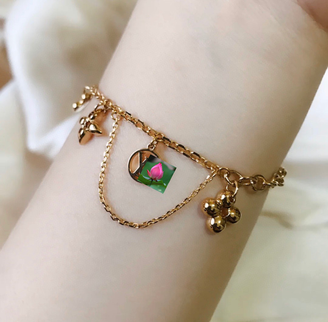 23新款多吊坠镂空女士复古吊坠花卉花朵手链详情7