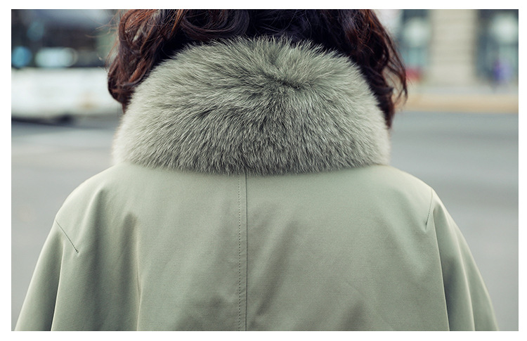 A loose 2020 new winter coat for women in Korean style, with fleece and thickening, a short and eye-catching cotton-padded jacket pic 24