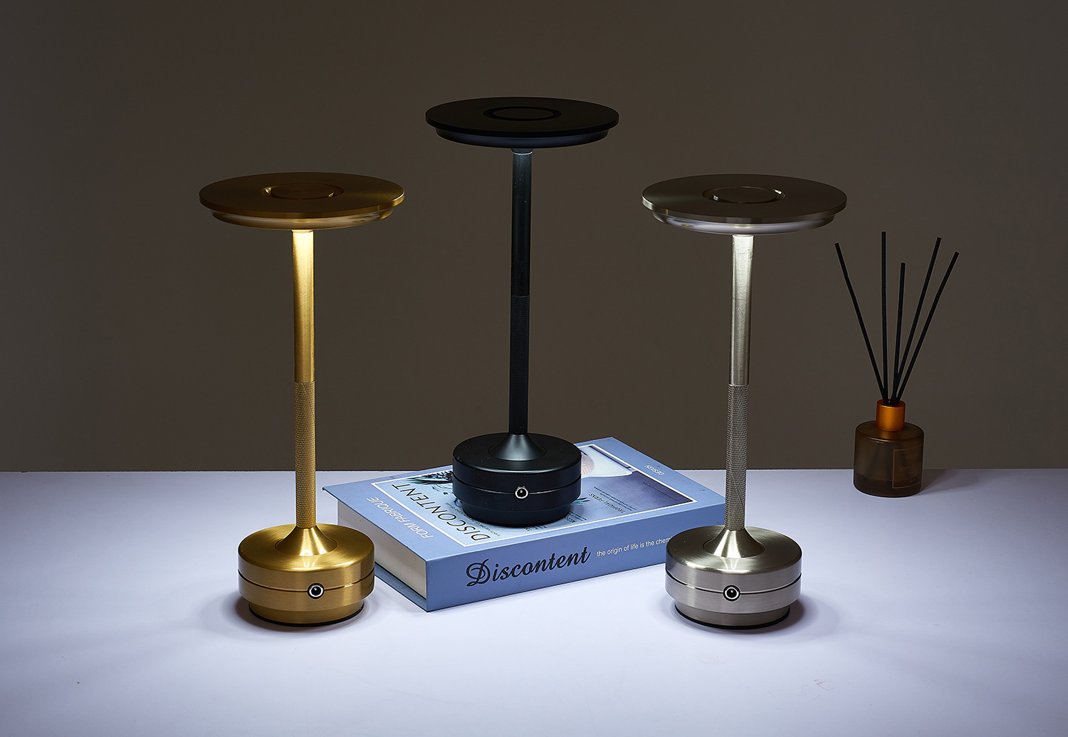 All-aluminum I-shaped retro and simple coffee restaurant table lamps, bar table lamps, bedside ambient lights, outdoor night lights pic 15