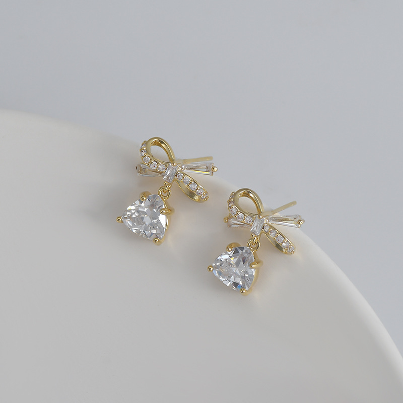 韩版时尚气质耳钉女S925银针小众设计感蝴蝶结耳饰ins风方糖耳坠详情6