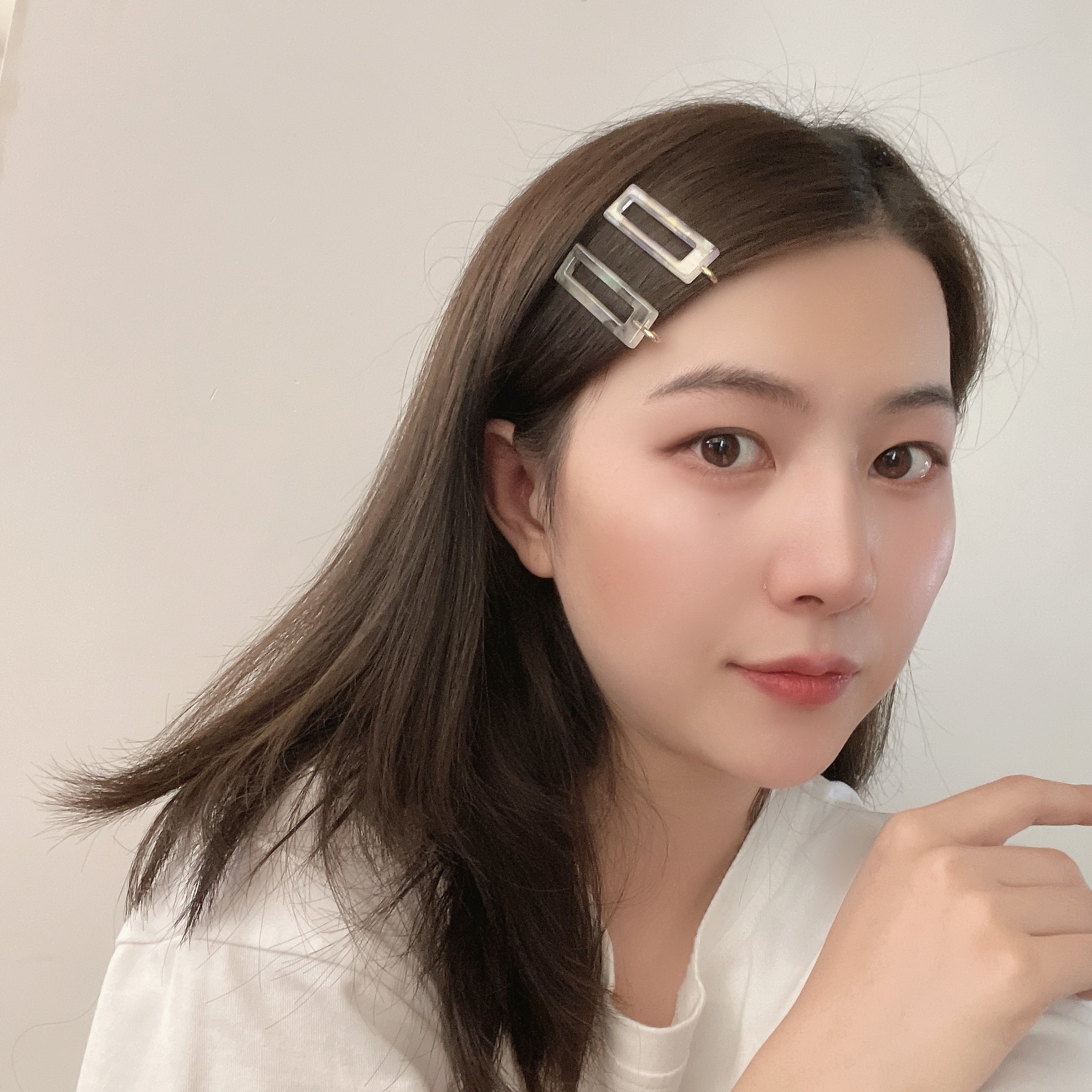 Japón y corea nuevos productos accesorios para el cabello ámbar acetato sin traza clip frente flequillo clip geométrico diosa maquillaje clip al por mayor pic 2