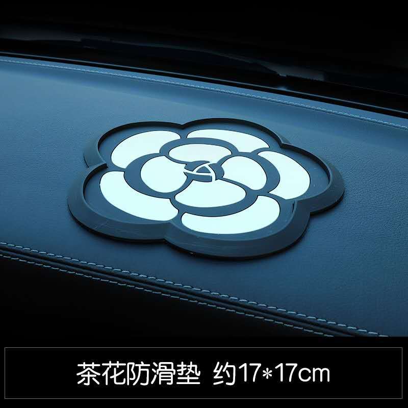 菱格汽车防滑垫大号车用羽毛钻石垫仪表台PVC装饰垫茶花垫批发详情9