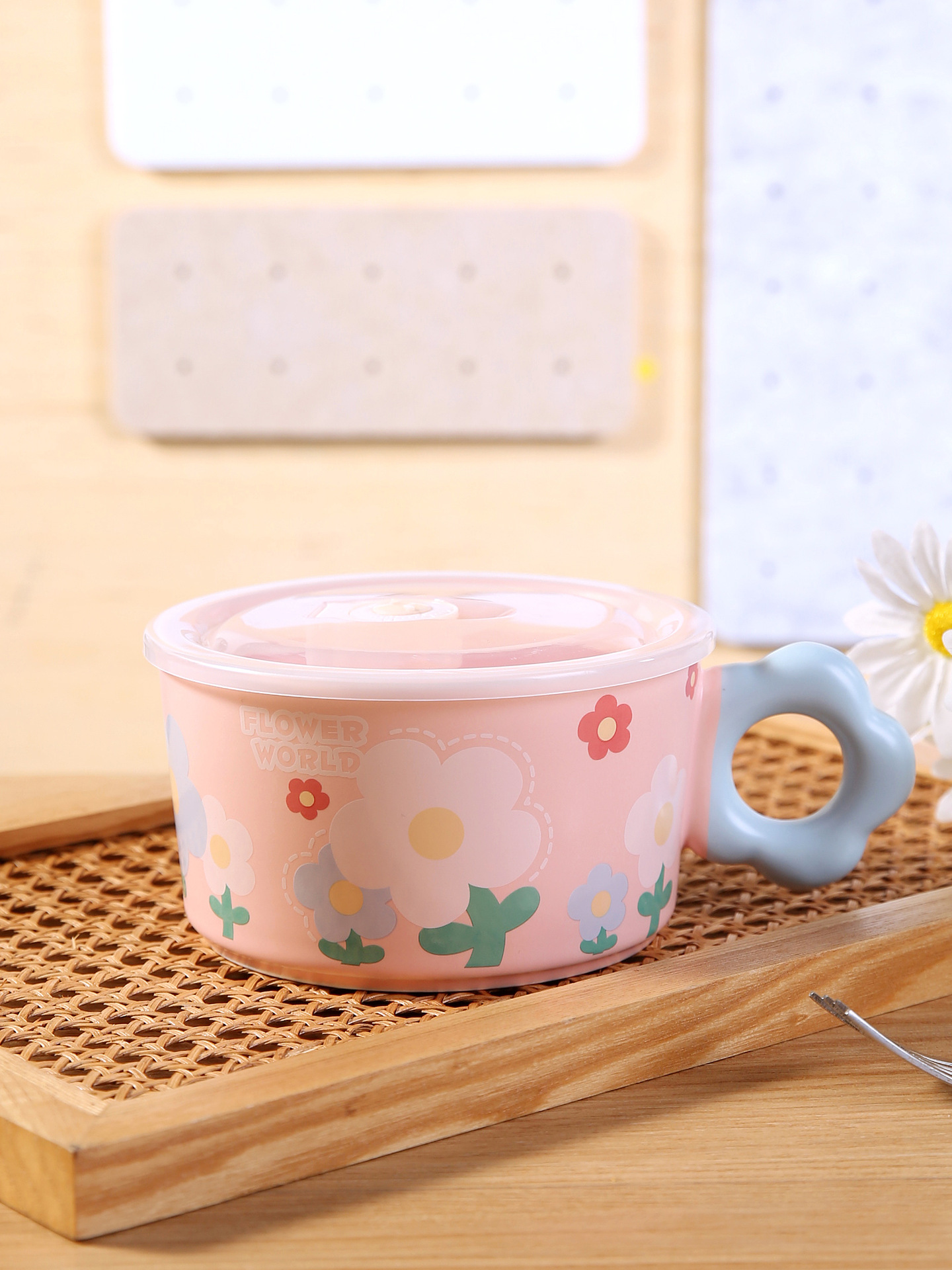 A high-quality, aesthetically pleasing, hand-painted flower-shaped ceramic instant noodle bowl from the pastoral series is a birthday gift for girls in student dormitories pic 6