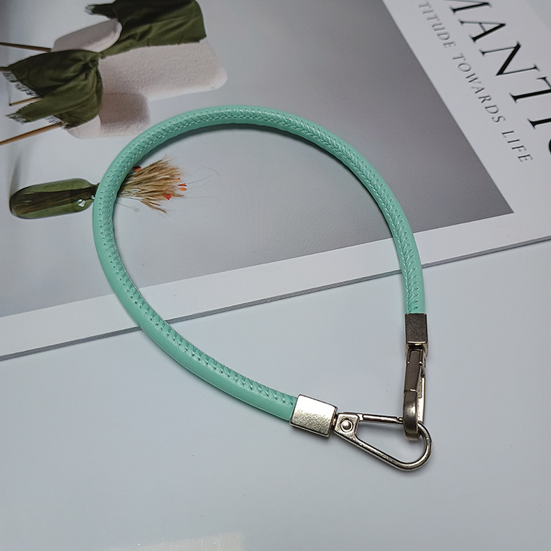 手机挂绳皮革手绳短款男女通用挂件手机链结实防丢水杯短款挂绳详情15