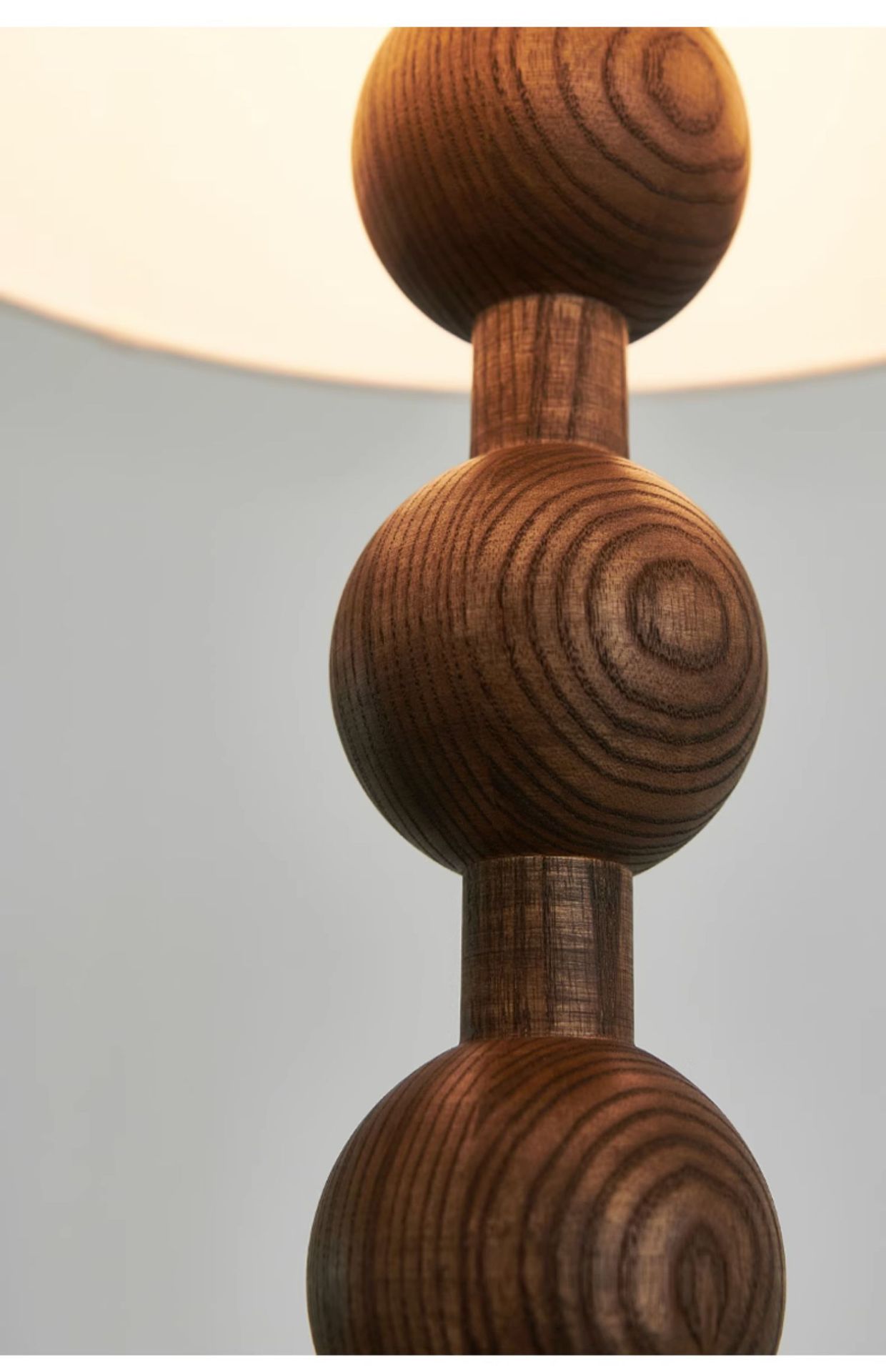 French medieval wabi-sabi style floor lamp for the living room, new Chinese-style American retro solid wood bedroom, high-end atmosphere lighting pic 16