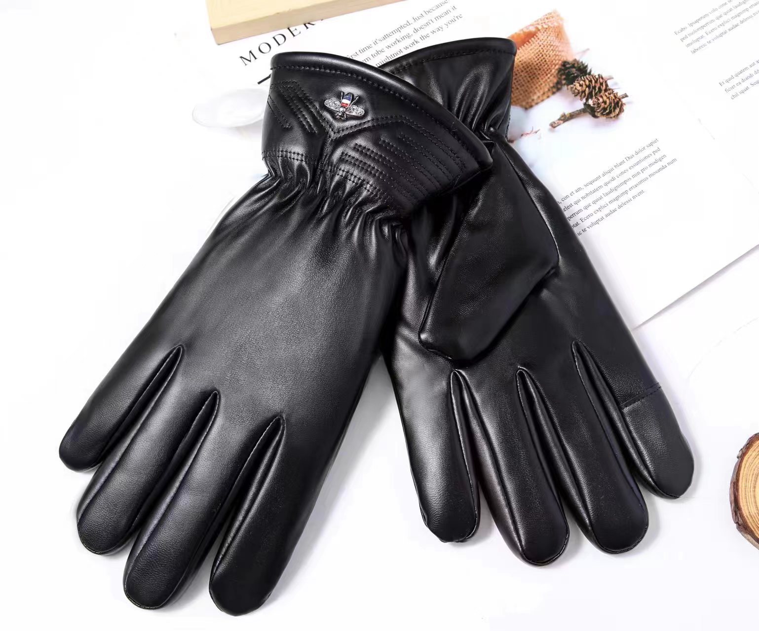 Wholesale of black leather gloves for cross-border men and women, windproof and warm gloves for motorcycle riding, and high-quality touch screen PU gloves pic 1