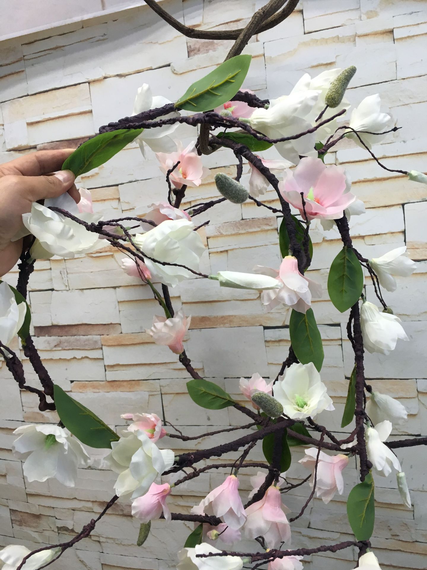 Artificial magnolia vine, artificial magnolia wedding and home decoration artificial flower factory direct sales, foamed branch shaped tree vine pic 17