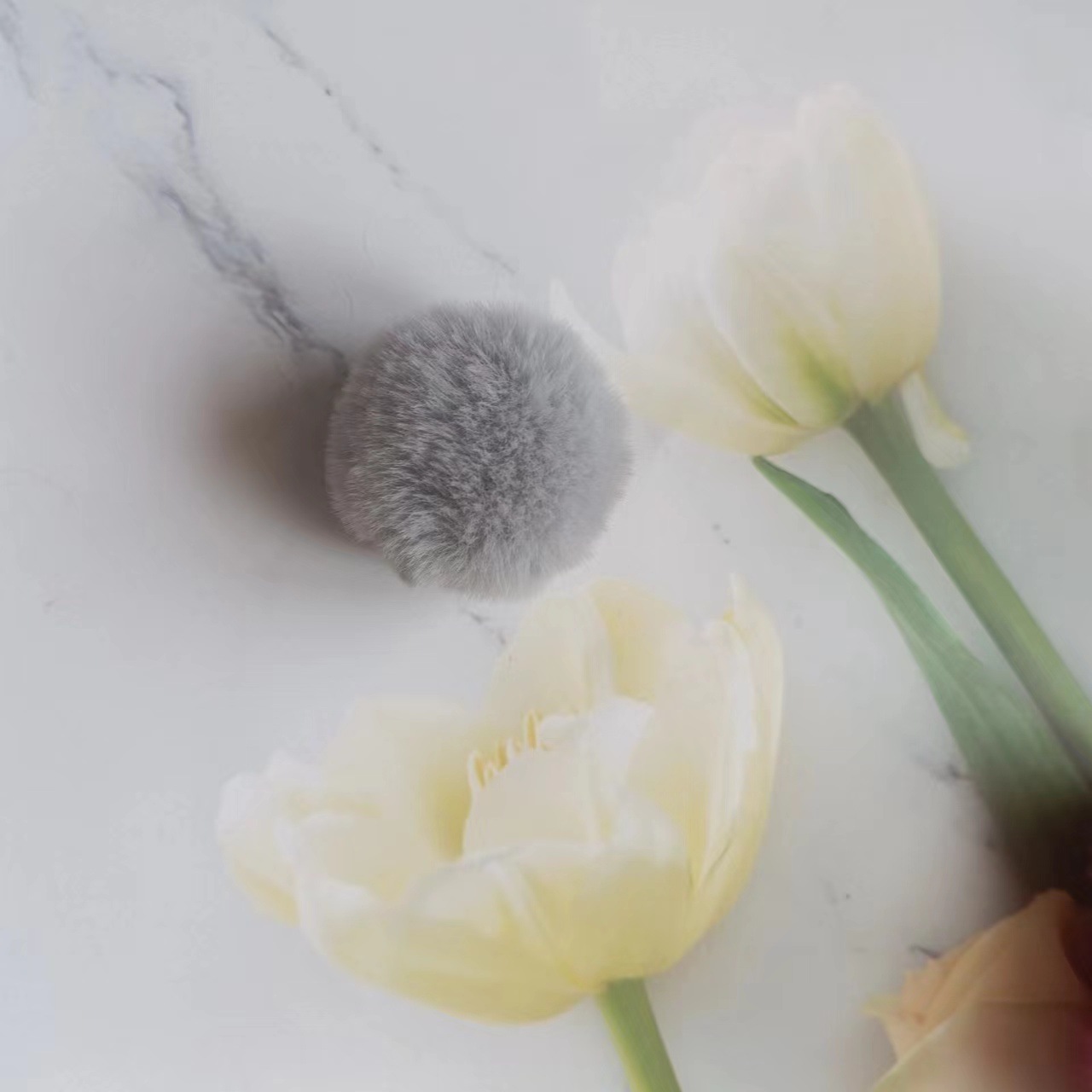 批发3-5厘米仿兔毛小毛球服饰鞋帽毛绒辅料头饰发夹diy毛球配件详情15