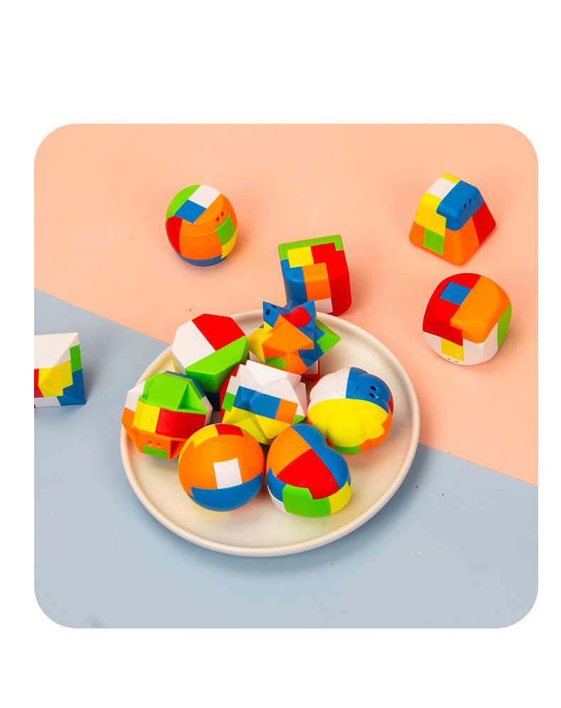 孔明锁鲁班锁全套儿童智力拼装24个解锁开学礼物塑料魔球益智玩具详情8