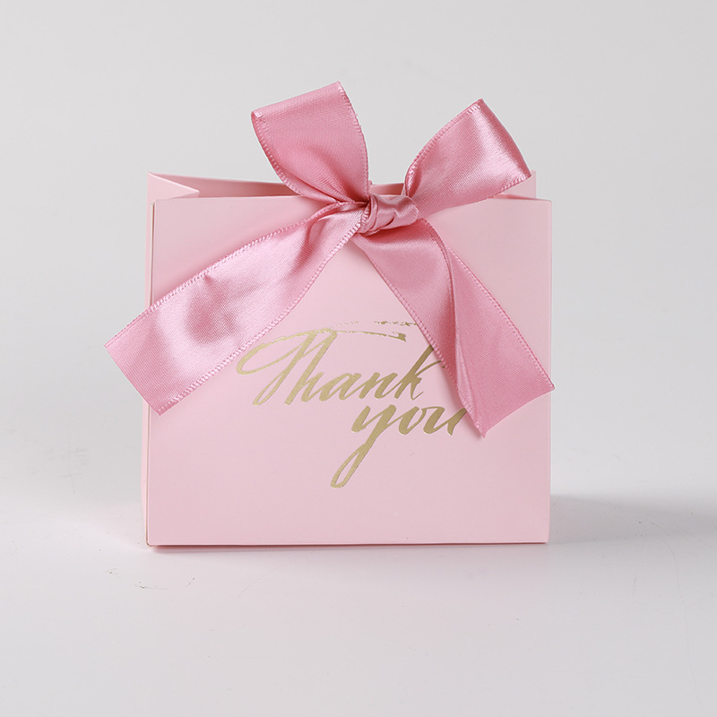 Pink gold-embossed creative European-style wedding candy boxes, grain and fruit bags, gift boxes, wedding candy boxes, wedding candy bags in stock for wholesale pic 1