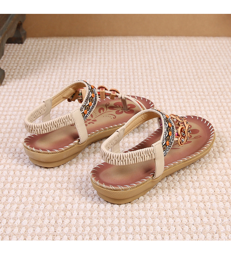 2024跨境凉鞋女夏2024水钻晚风平底圆头夹脚露趾凉鞋女详情47