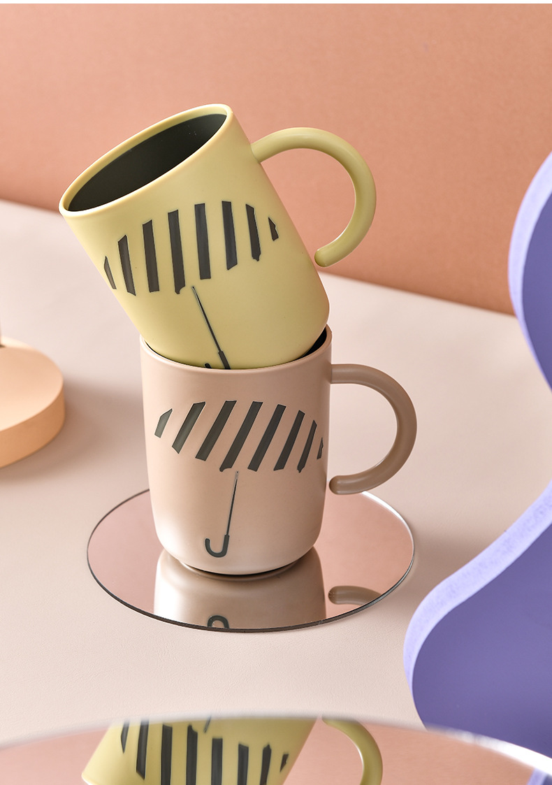 Simple cepillado tazas de enjuague conjunto de tazas de enjuague para mujeres cilindro para parejas tazas de tocador creativas un par versión coreana tazas de dientes lindos pic 9