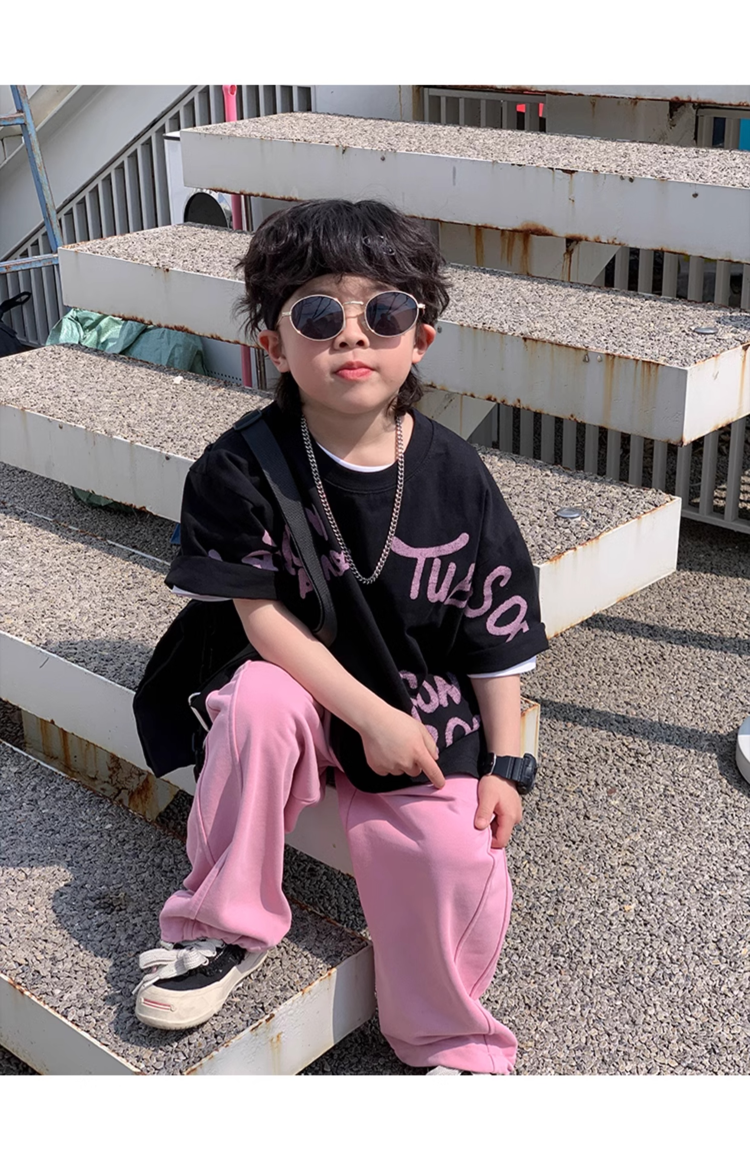 小小郑童装儿童夏装中大童痞帅棉粉黑字母男童短袖t恤2024新款详情16