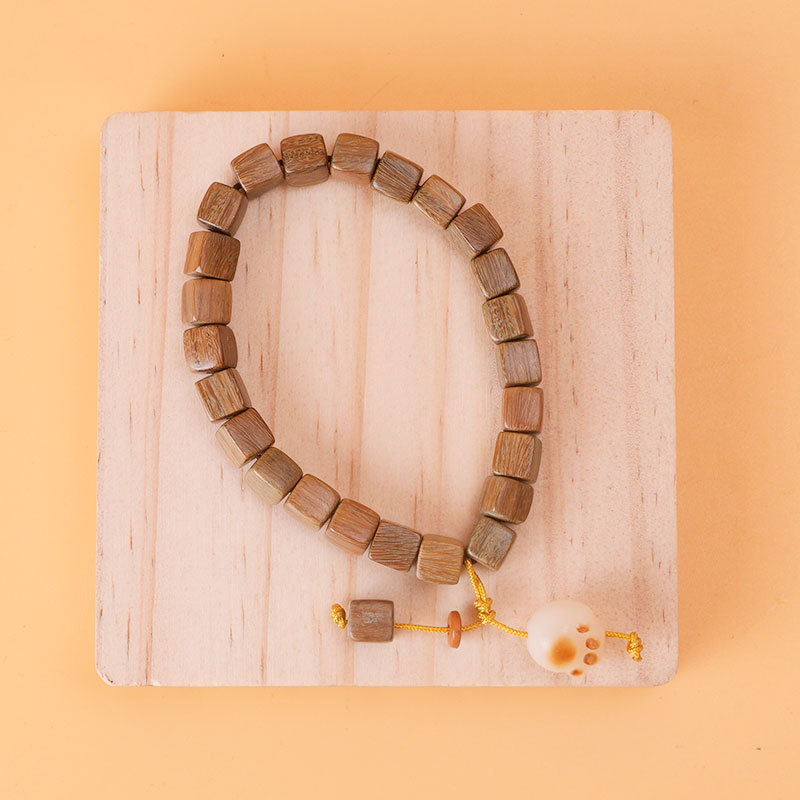 New cat paw lion dance green sandalwood square hanging charcoal burnt cat claw bracelet for women diy accessories simple cube sugar cultural play bracelet for men pic 4