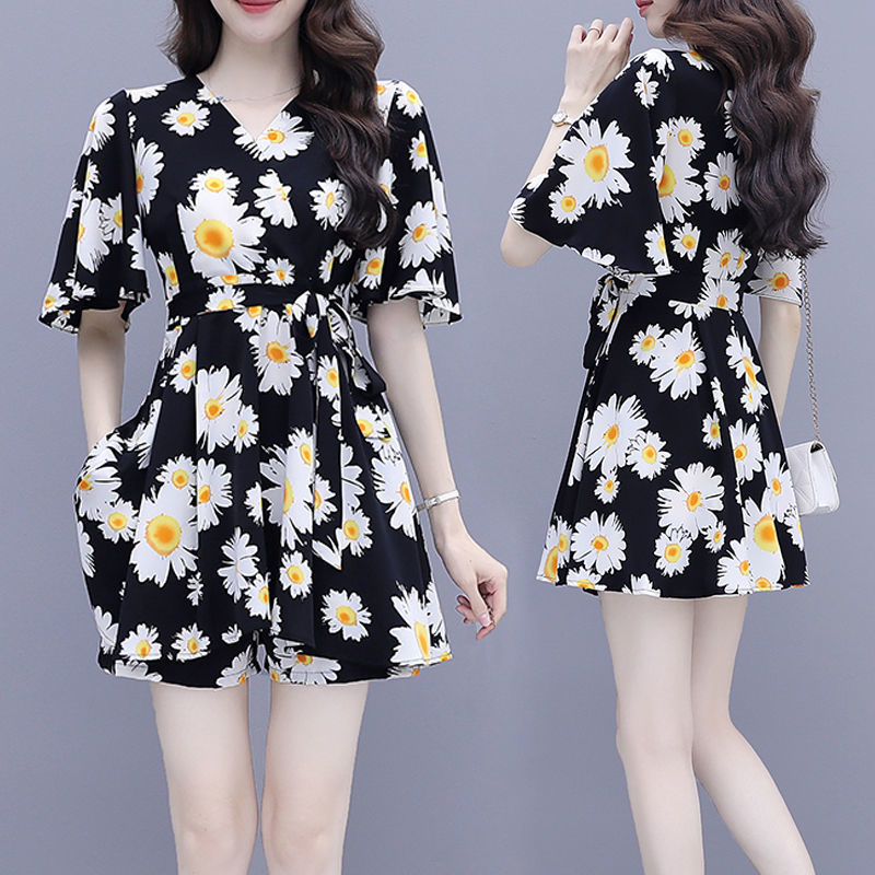 夏季套装女式潮流时尚连衣裙短裤两件套碎花雪纺显瘦遮肉薄款套装详情6