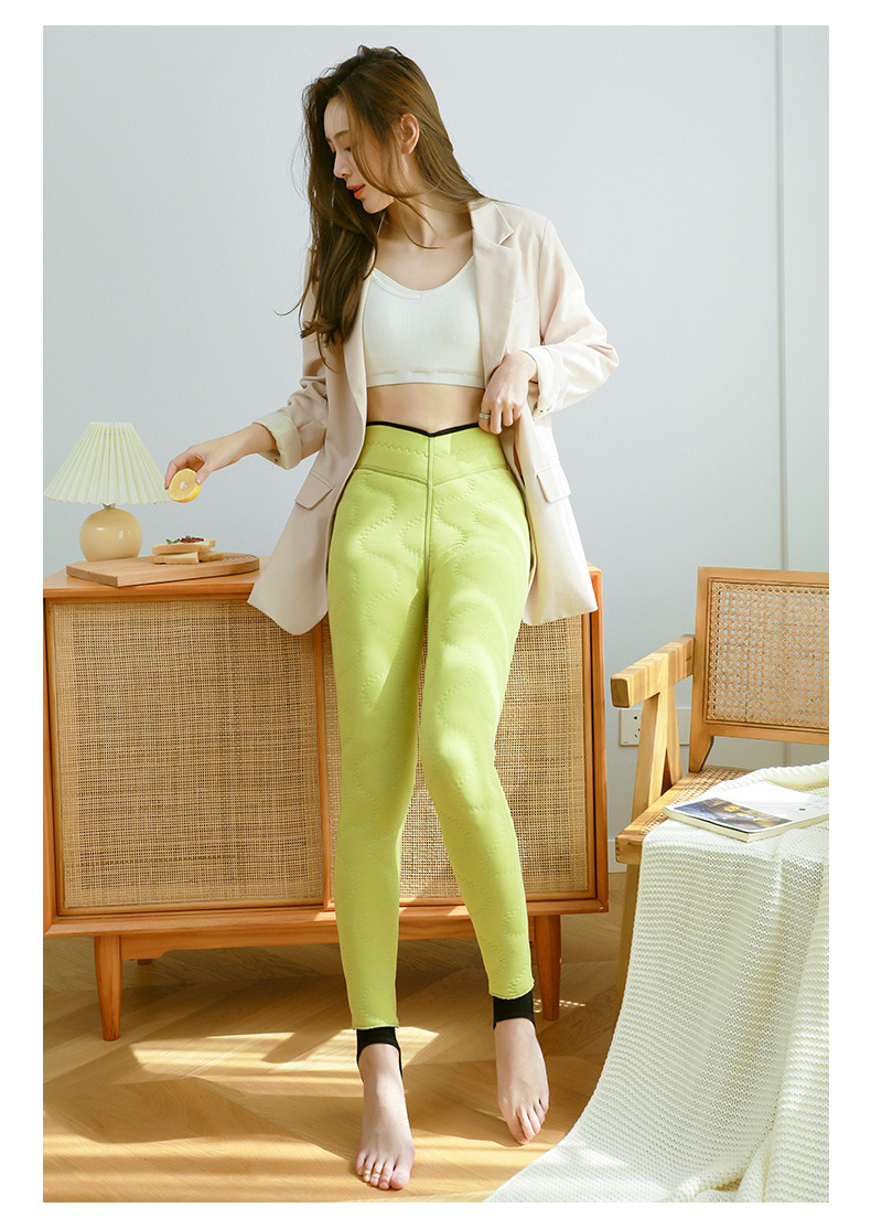 Fleece and thickened silk leggings, winter high-waisted one-piece thermal pants, super thick moisturizing cotton pants for women, 580g pic 16