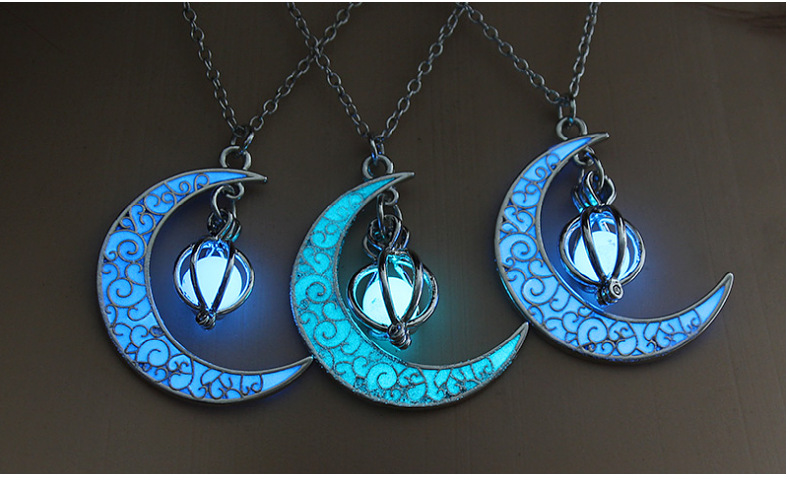 亚马逊热销夜光月亮 小南瓜吊坠项链 万圣节爆款欧美发光项链配饰详情12