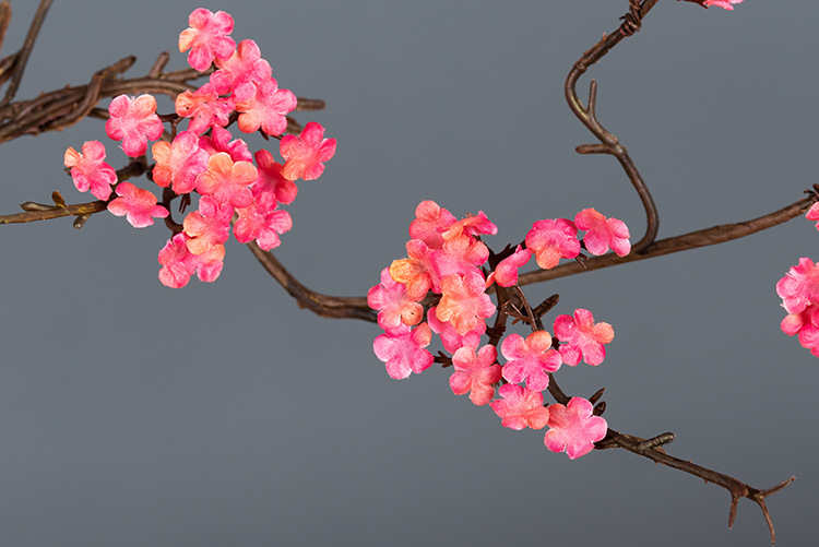Zen-themed faux cherry blossom vine branches for home decoration, realistic small floral dry branches, tea room artificial flower ornaments, and simple flower arrangements pic 38