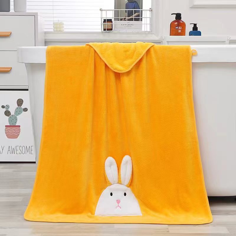 Futian coral fleece towel is a cute and absorbent bath towel that is softer than pure cotton. It is a new product set for student, household and adult dormitories pic 3