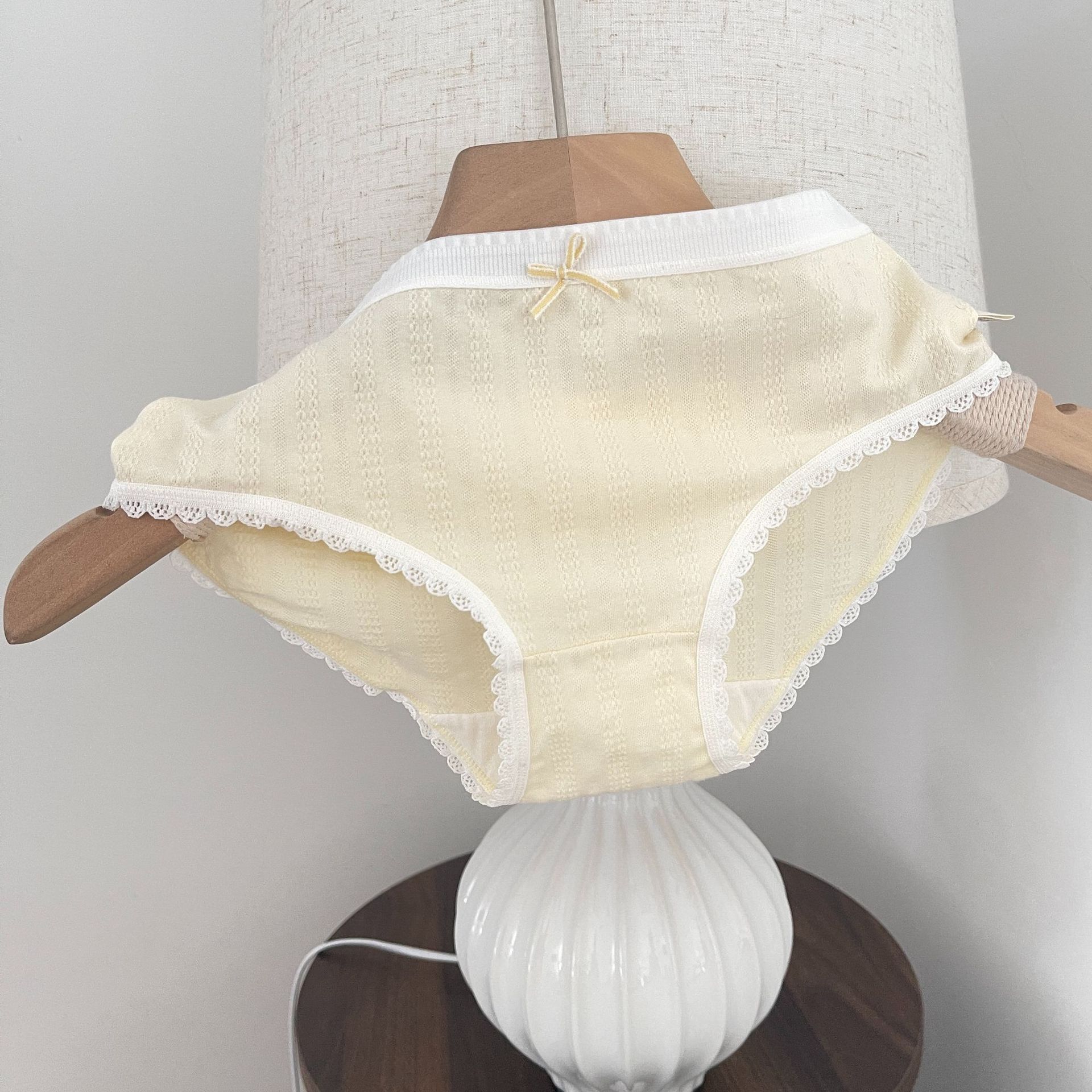 春夏新款5a抗菌裆纯棉内裤女中腰碎花蕾丝边全棉针织女士三角裤详情21