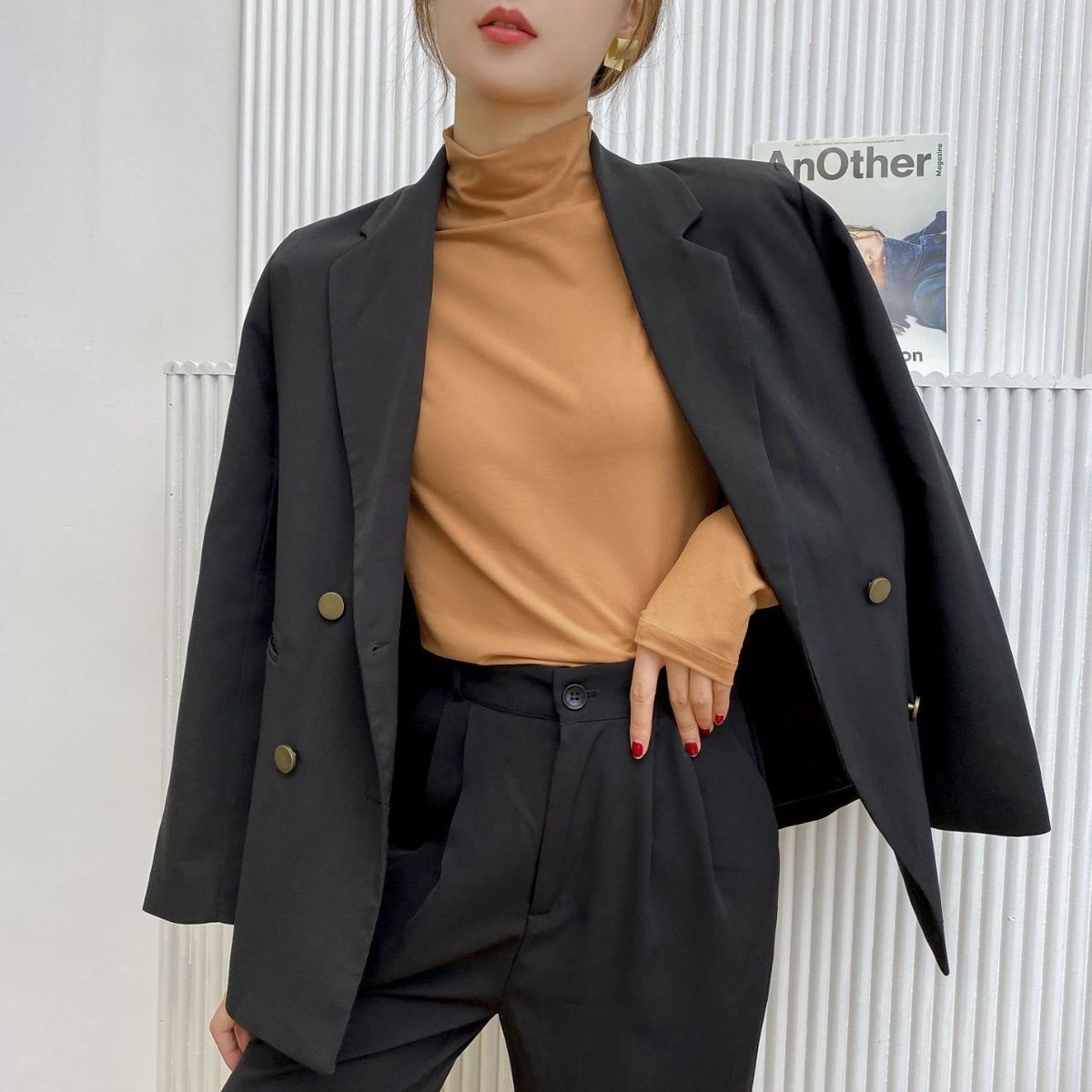 For autumn and winter, pair a semi-high-neck Korean-style mask base layer with a versatile, thick, stylish and slimming long-sleeved T-shirt for ladies pic 9