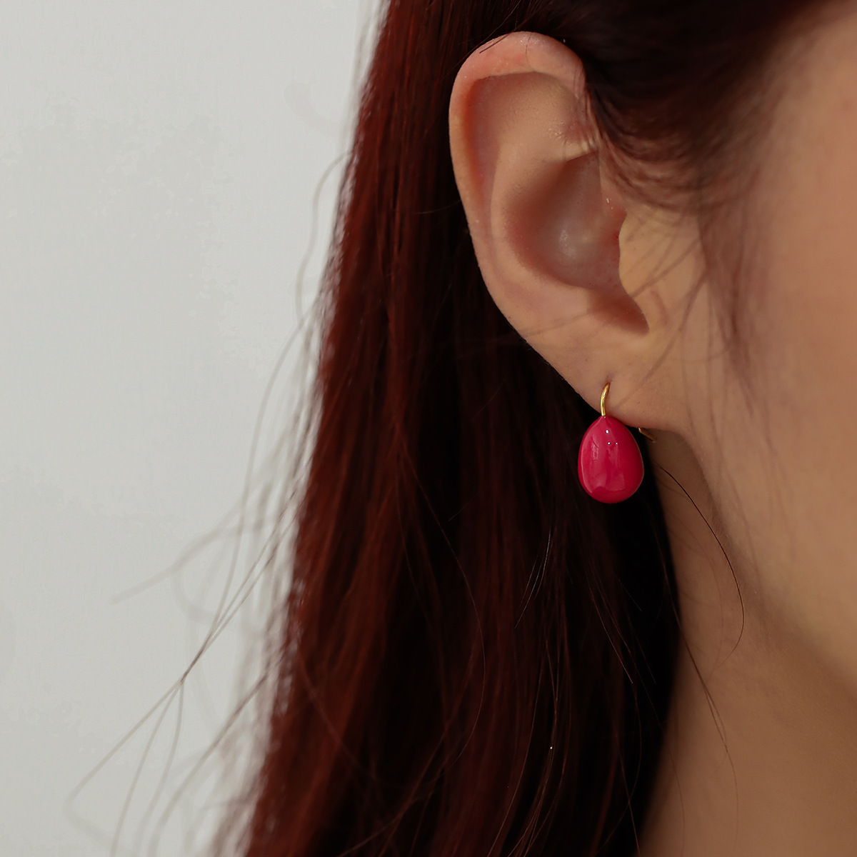 夏季彩色滴油钛钢耳环简约设计百搭轻奢高级感夏天水滴耳饰不掉色详情24