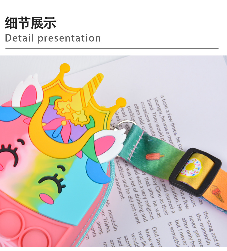 Wholesale of over 100 styles of Rat Pioneer crossbody bags, Rat Pioneer notebooks and wristbands, and Rat Pioneer educational toys pic 7