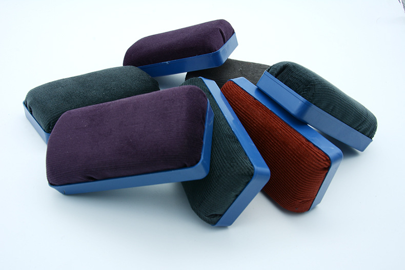 Qianhui whiteboard eraser Manufacturer directly supplies large and small velvet cloth magnetic plastic easy-to-erase chalk accessories, whiteboard eraser brushes pic 19