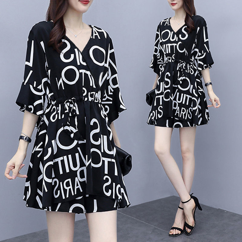 夏季套装女式潮流时尚连衣裙短裤两件套碎花雪纺显瘦遮肉薄款套装详情3