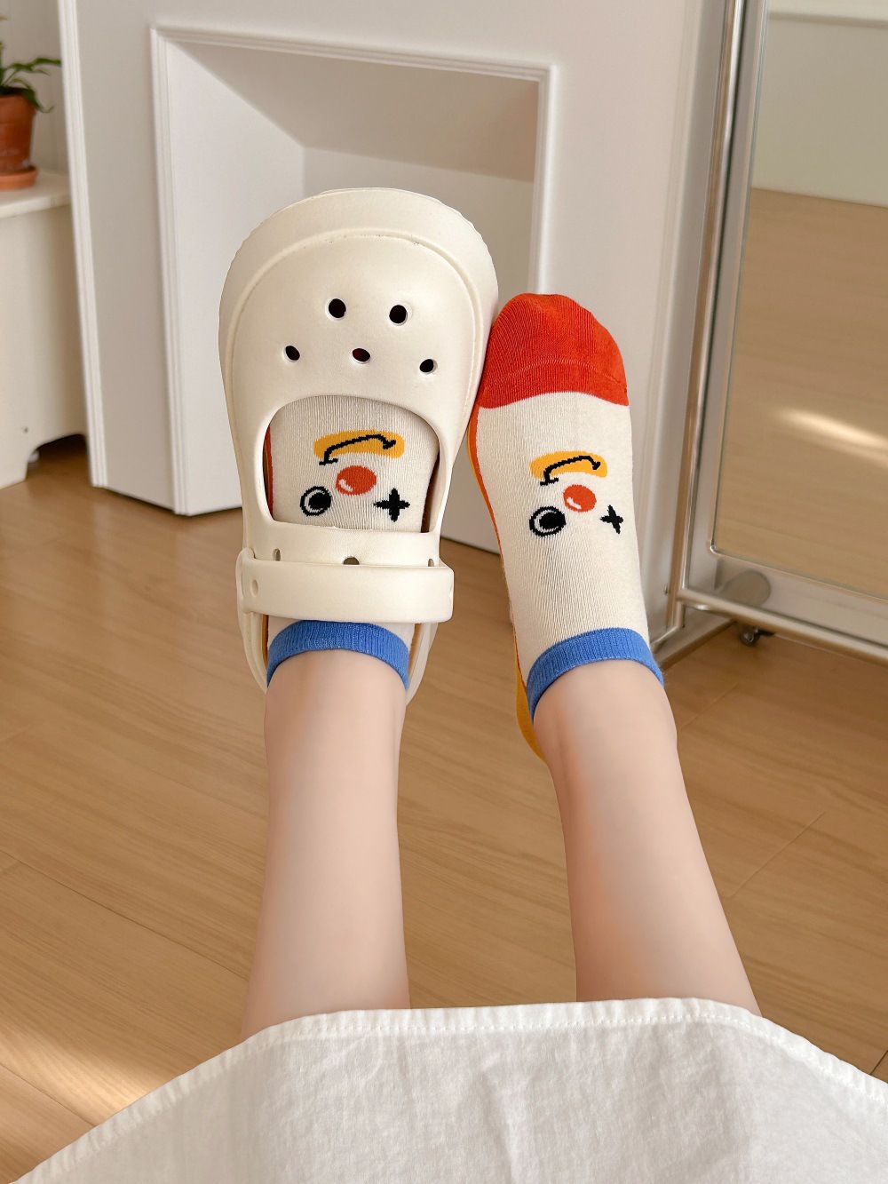 Quirky clown boat socks for women spring and summer, thin, low-top, shallow-mouth short socks, cotton boneless socks, wholesale of Zhuji socks pic 13