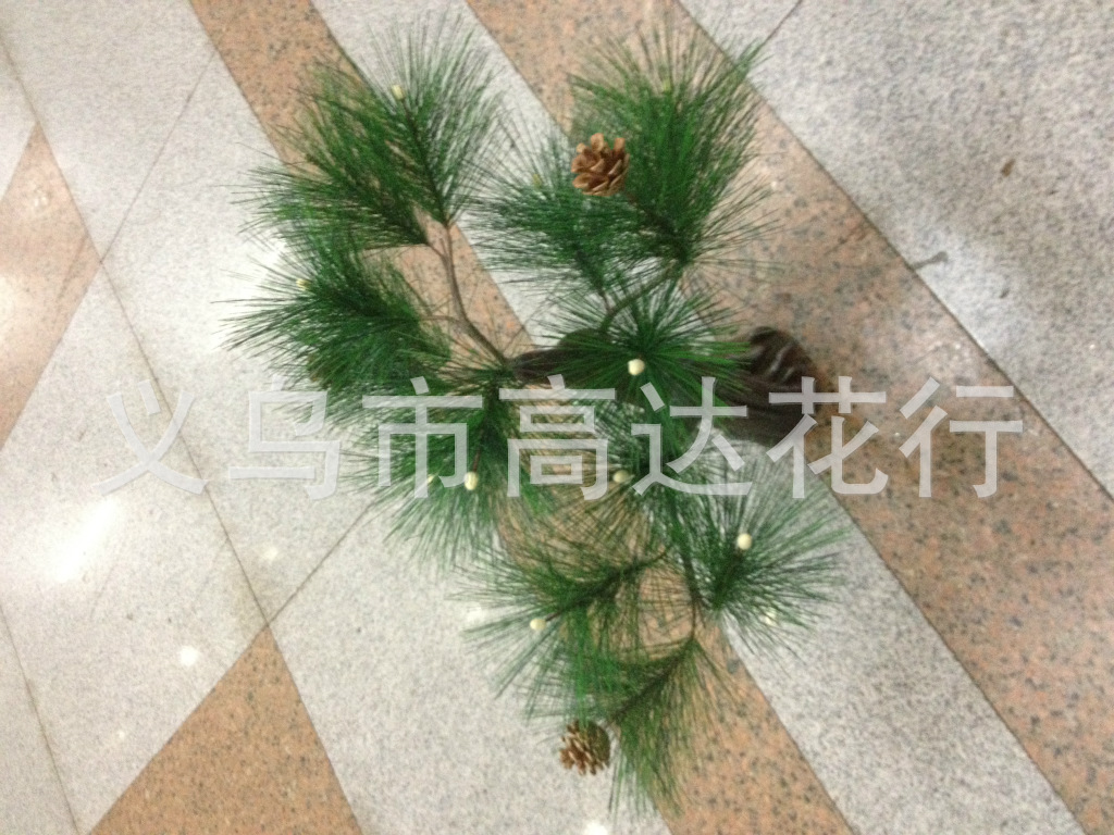 Artificial pine branches, artificial pine branches, signal towers, Christmas trees, artificial tree branches, decorative vines, Yiwu manufacturers pic 12