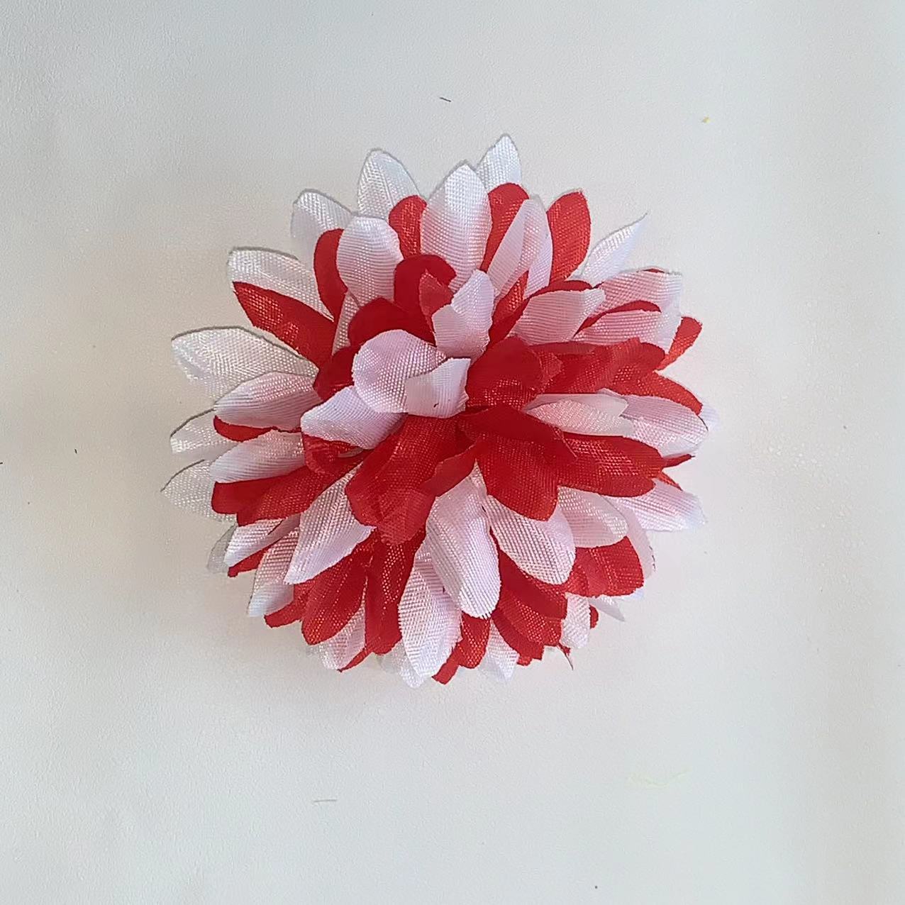 The flowers are cheap and beautiful. The flower heads are preserved flowers. We offer wholesale of fake flower arrangements for visiting graves and paying respects during the Qingming Festival pic 7