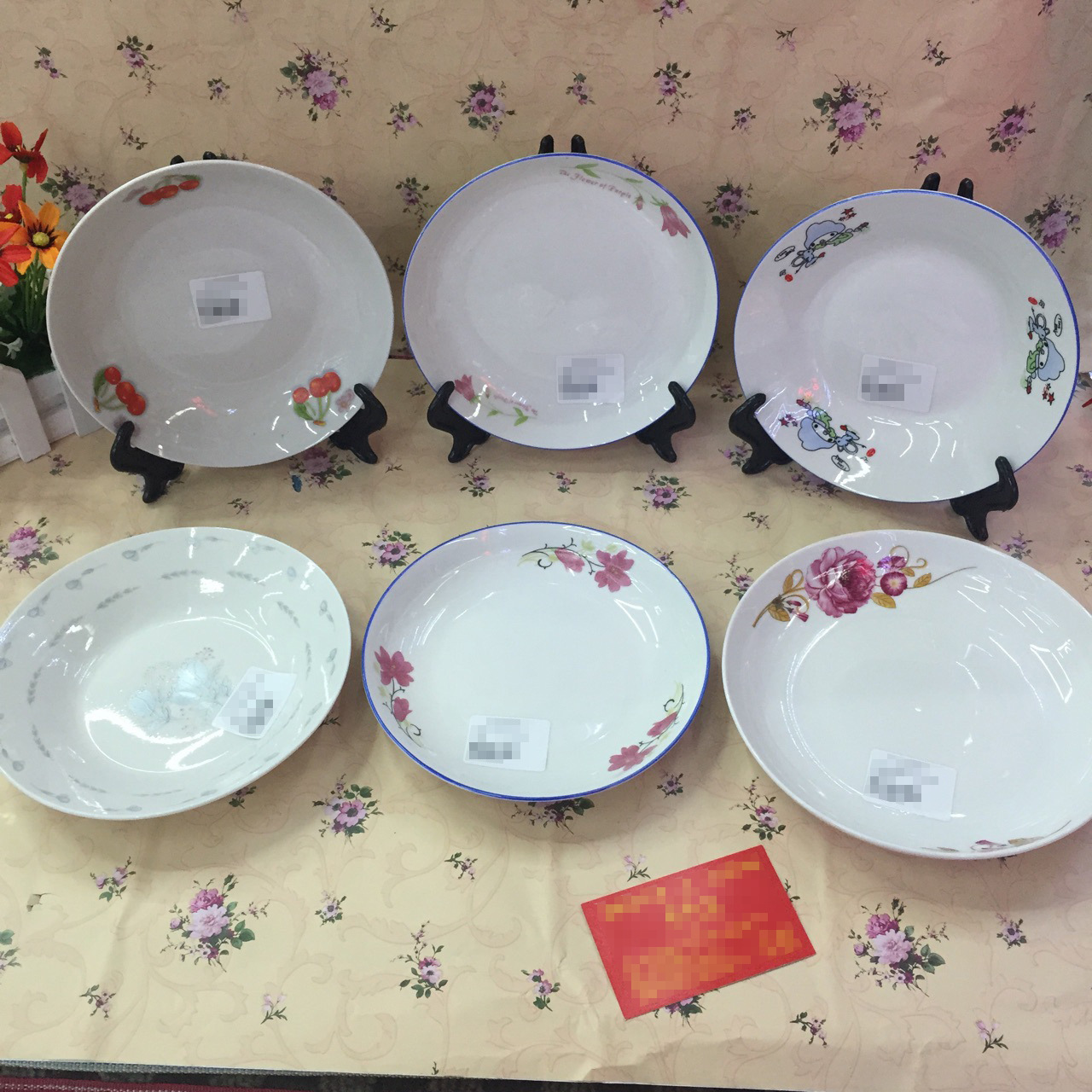 There are many styles of 7-inch round ceramic plates in Chinese style. Yiwu Xu Shengyou wholesale for 2 yuan, factory direct sales for 300 yuan pic 1