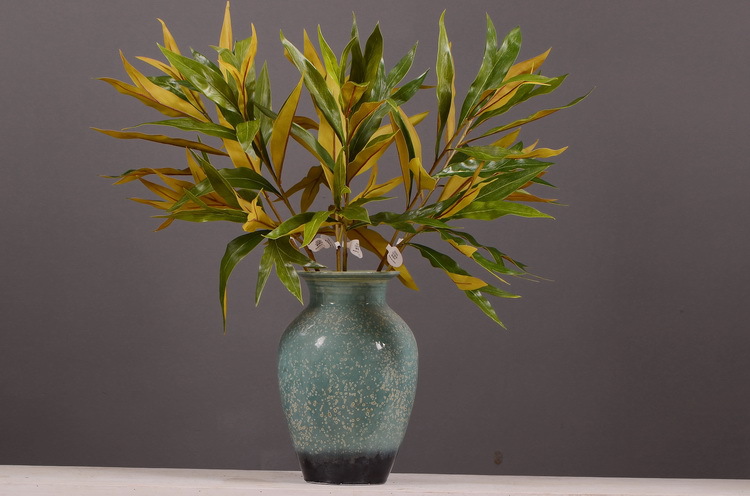 Dongli Flower Industry offers wholesale of artificial double-sided leaves, antler leaves, silver birch leaves, green plants, artificial green plants, indoor living room soft decoration, flower arrangement and matching materials pic 4