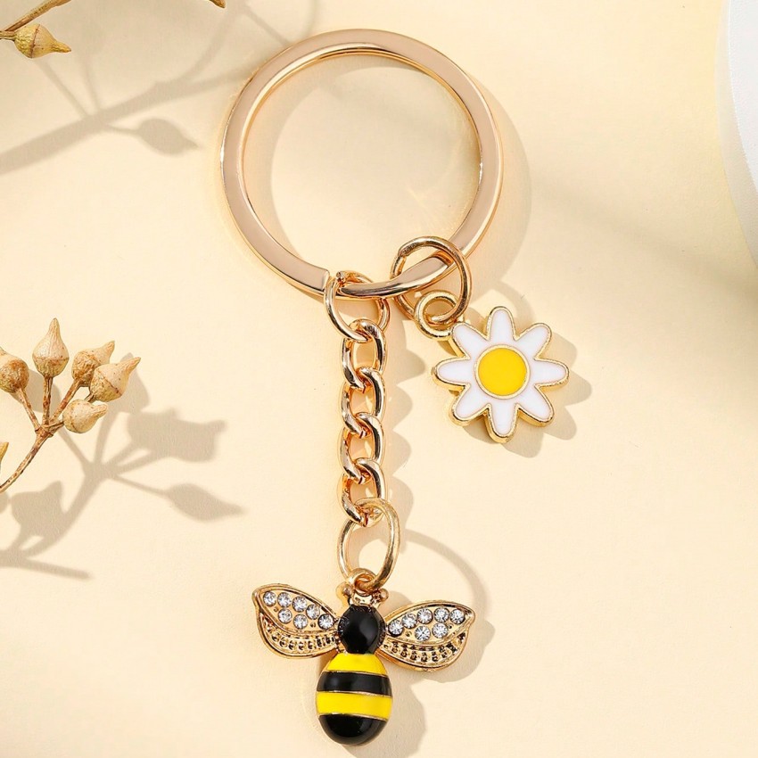 Creative and fresh Daisy metal keychain pendant, cute diamond-encrusted little bee keychain alloy decorative accessory pic 5