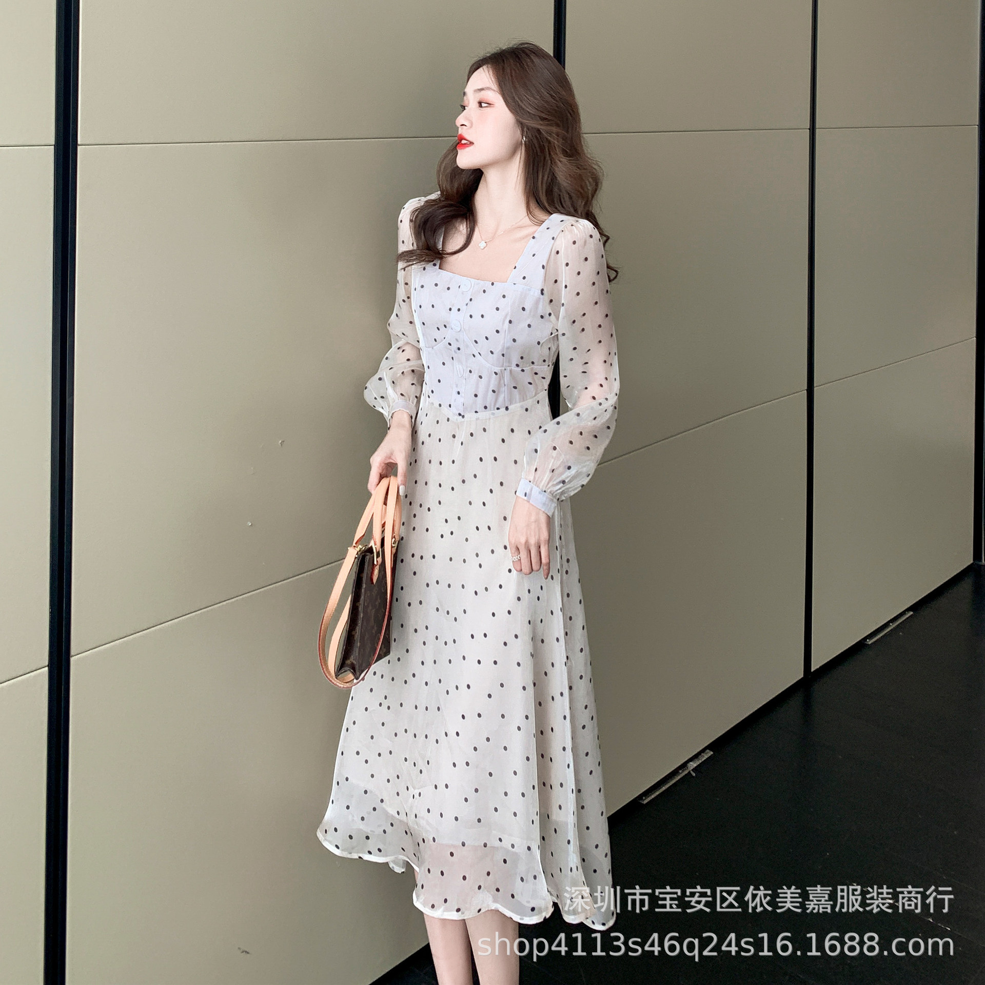 0425a3350679ba26556da98272a6dc