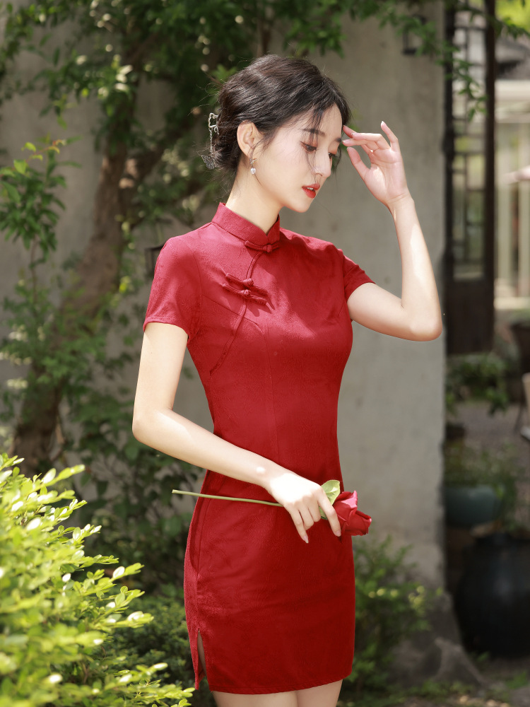 国潮旗袍裙2025年新款少女年轻款气质高端黑色新中式修身小礼服夏国潮详情6