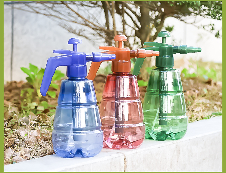 气压式压力喷壶塑料喷雾器喷水壶洒水壶浇花洗车用详情7