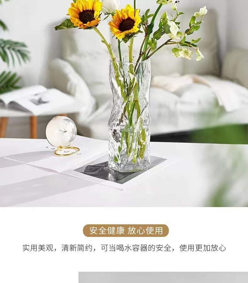 The Instagram-style geometric three-dimensional high-end diamond-shaped vase with transparent glass flower arrangement is an artistic decoration for the living room and dining table pic 1