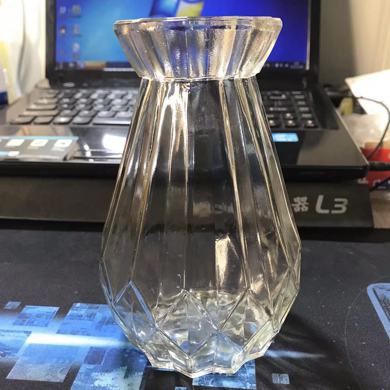 Simple transparent glass vase, two-color diamond, fresh and delicate flower arrangement, retro colorful craft display piece pic 13